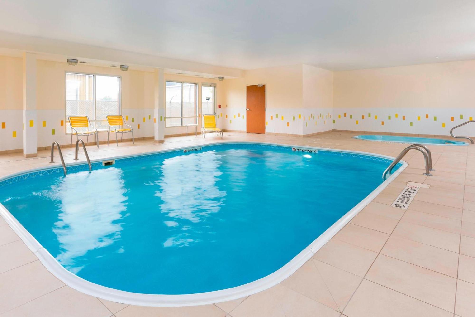 Fairfield Inn & Suites לינקולן מראה חיצוני תמונה