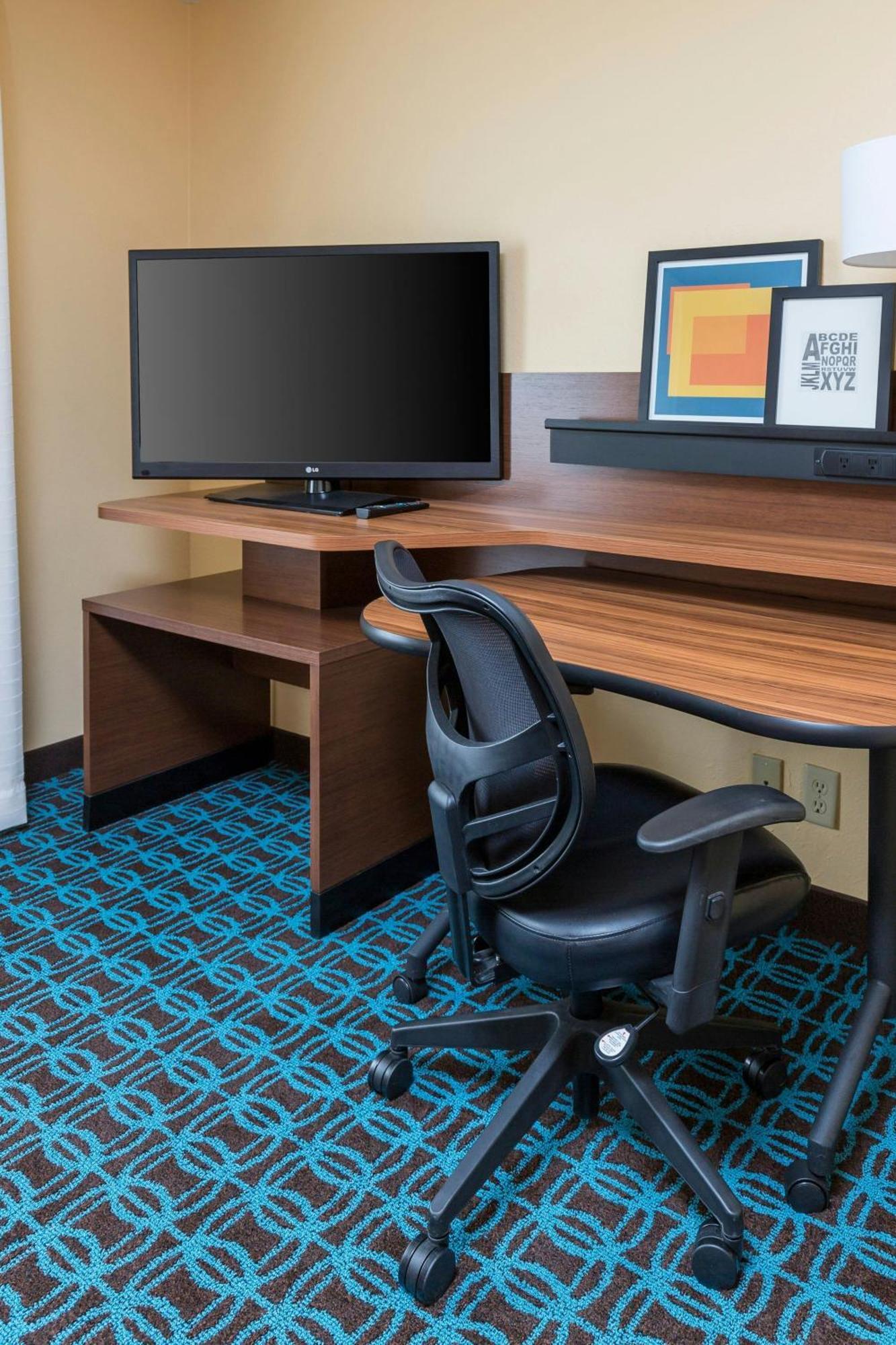 Fairfield Inn & Suites לינקולן מראה חיצוני תמונה
